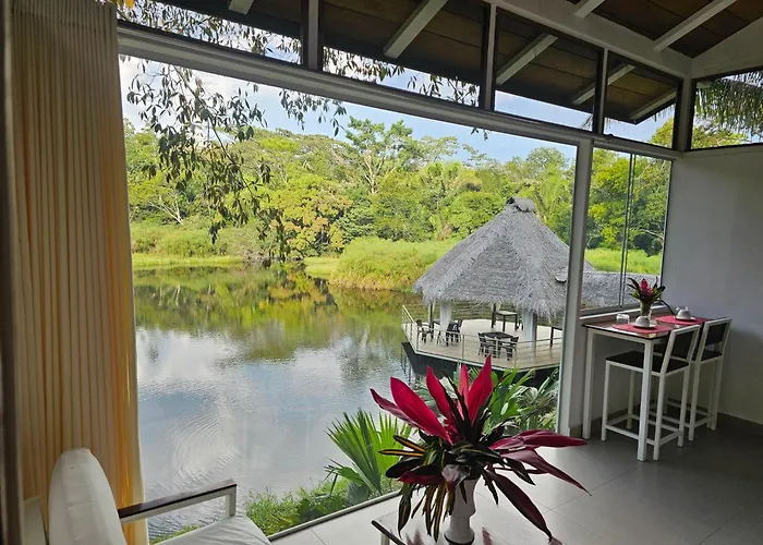 Lagoon Village B&B Y Spa