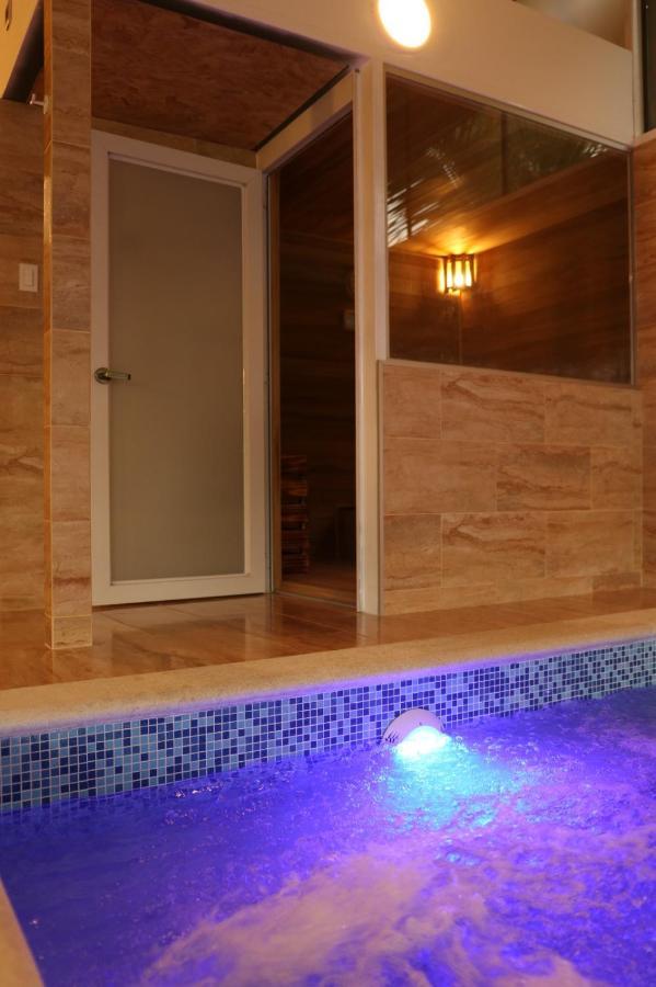 Lodge Lagoon Village Y *