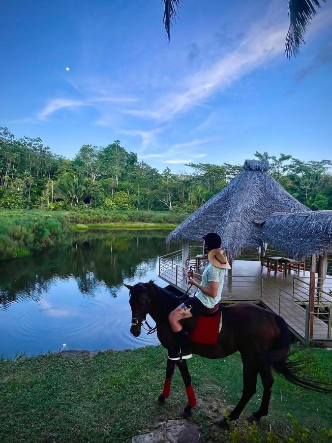 Lagoon Village Y *